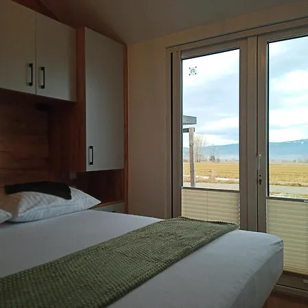 Nyaraló Przystan Na Grapie Újbéla